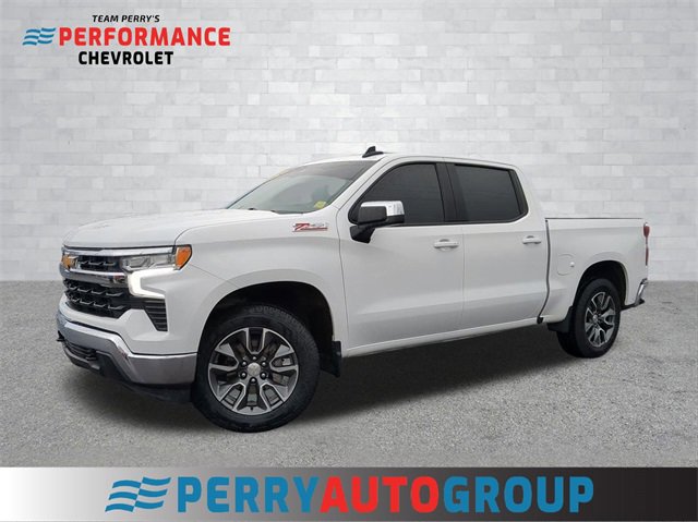 2024 Chevrolet Silverado 1500 LT's photo