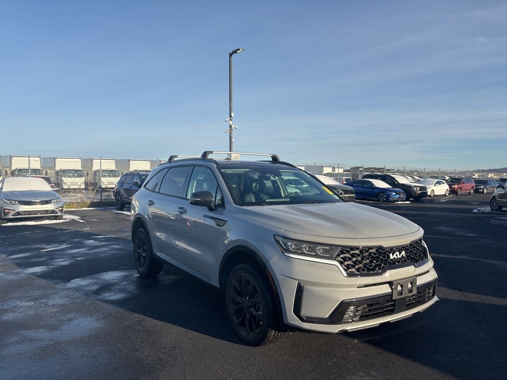 2022 Kia Sorento SX's photo