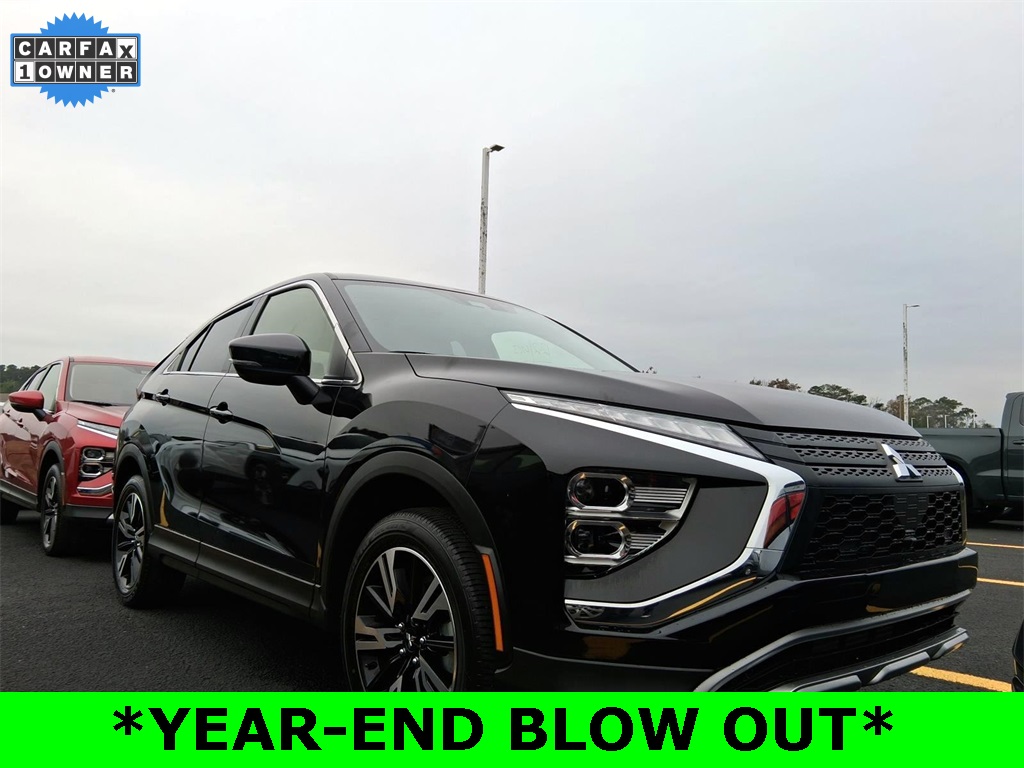 2025 Mitsubishi Eclipse Cross SE's photo