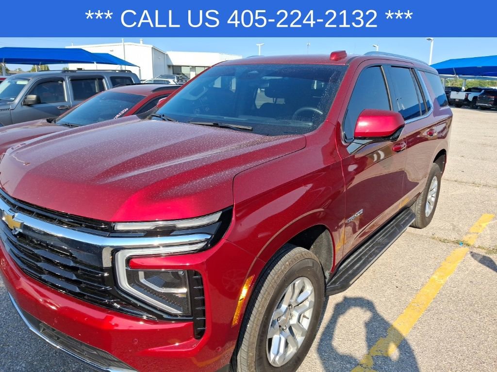 2025 Chevrolet Tahoe LS photo 2