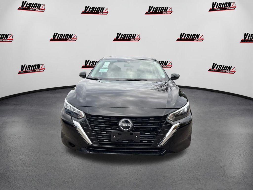 2025 Nissan Sentra SV photo 2