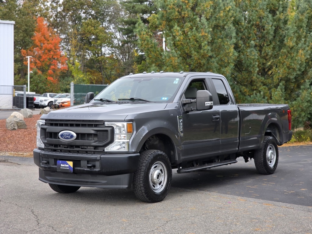 2022 Ford F-350 XL photo 4
