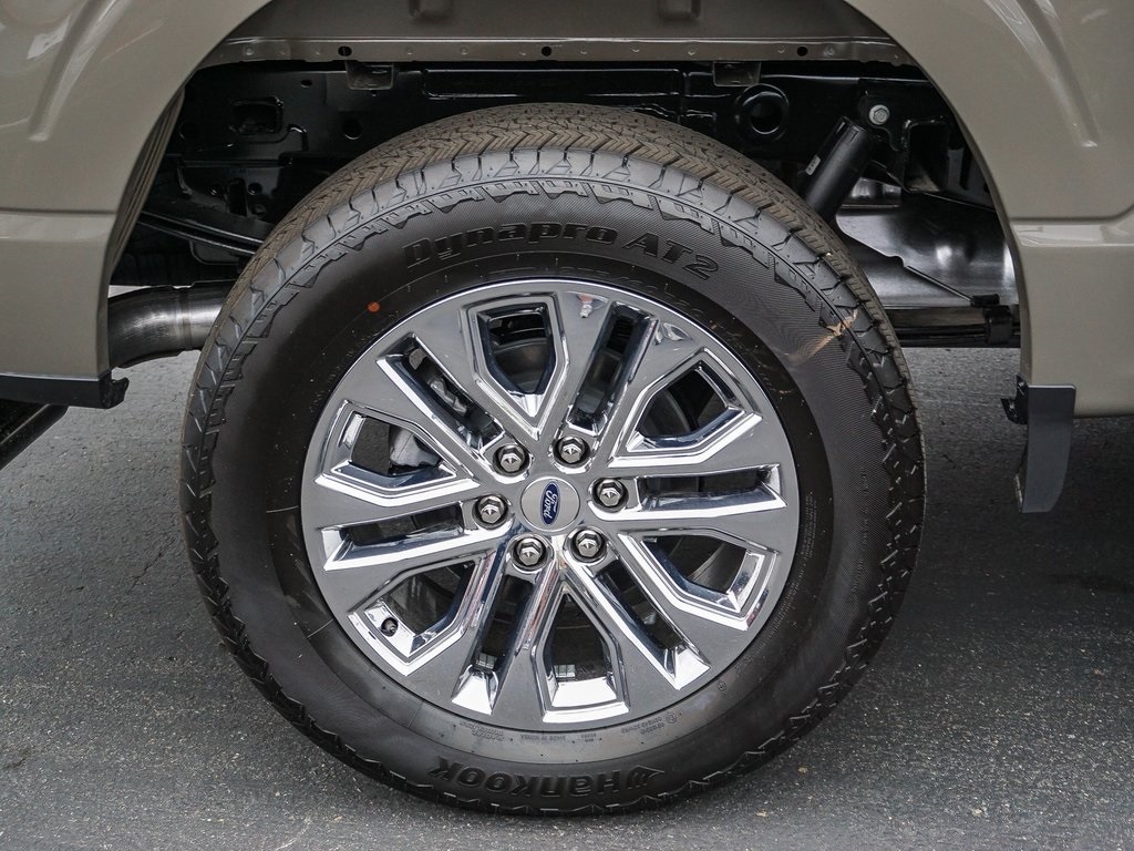 2025 Ford F-150 Lariat photo 9