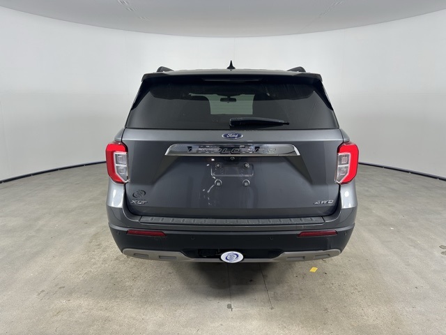 2021 Ford Explorer XLT photo 3