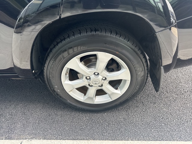 2011 Toyota RAV4 Limited photo 8