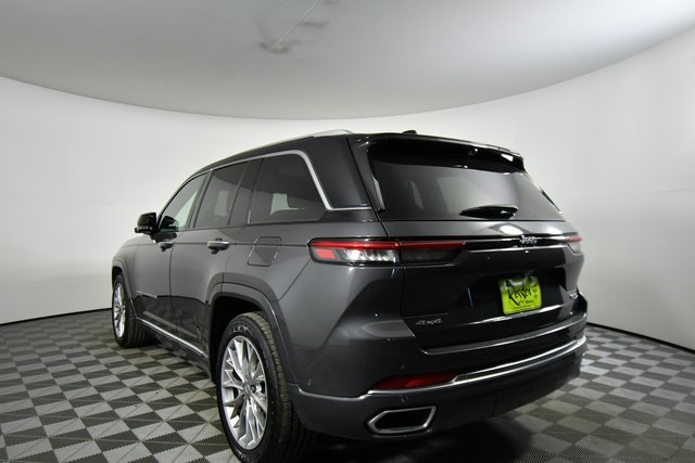2022 Jeep Grand Cherokee Summit photo 12