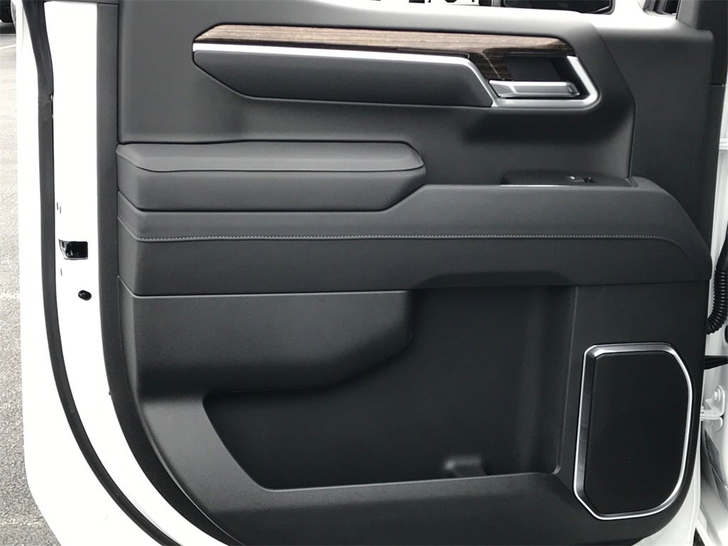 2026 GMC SIERRA - Image 29