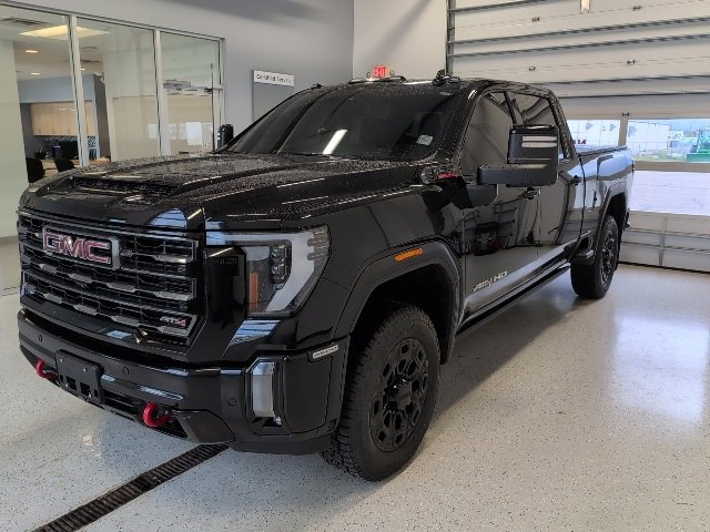 2024 Gmc Sierra HD AT4 photo 3