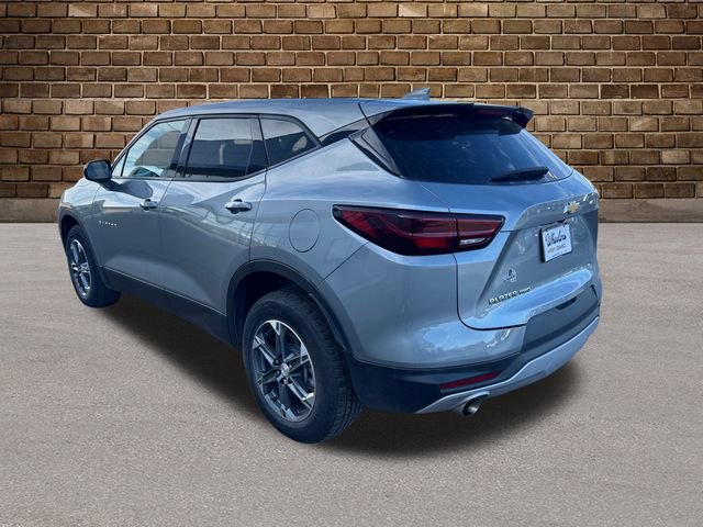 2025 Chevrolet Blazer 2LT photo 3