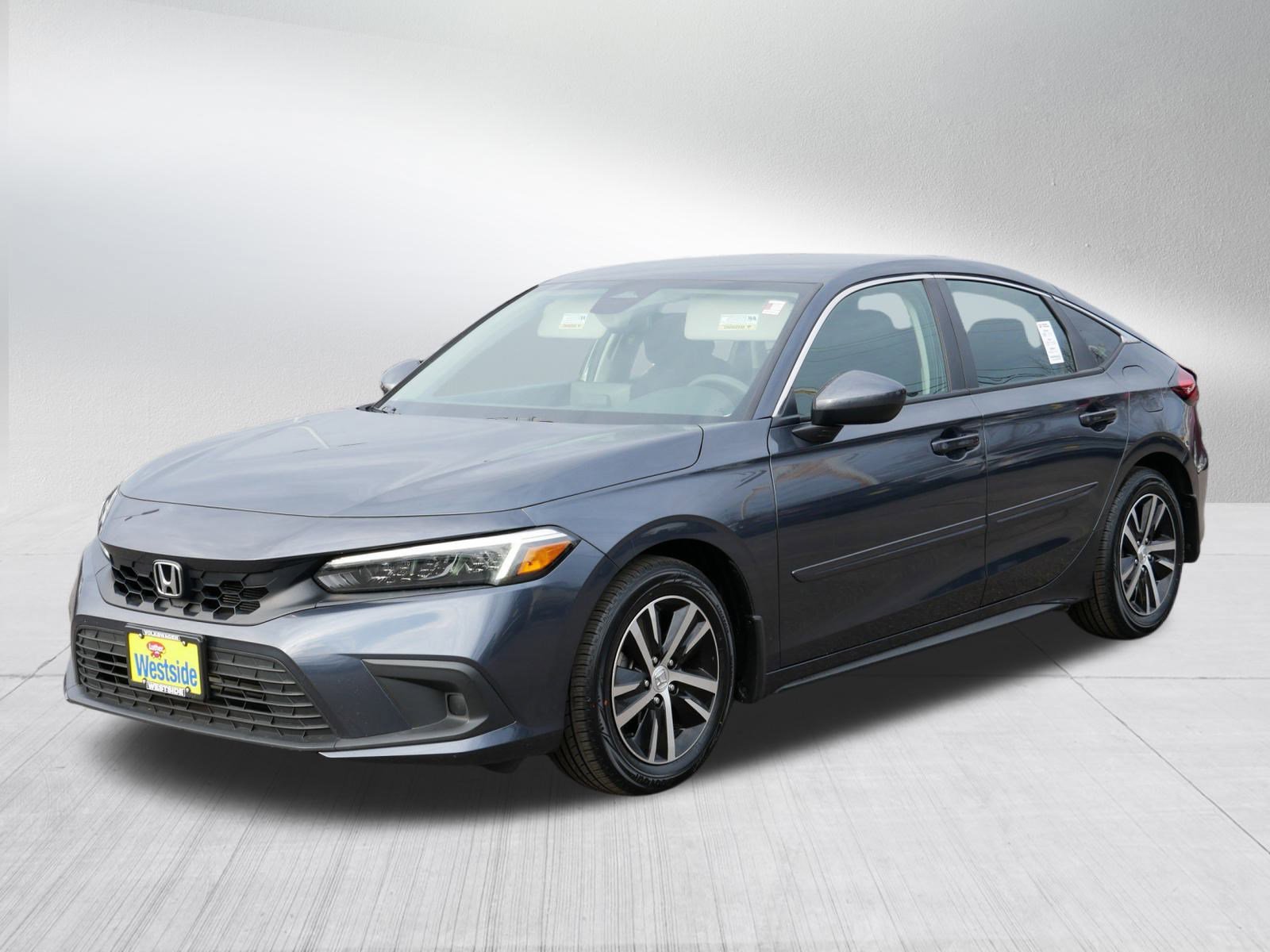 2022 Honda Civic Hatchback LX photo 3