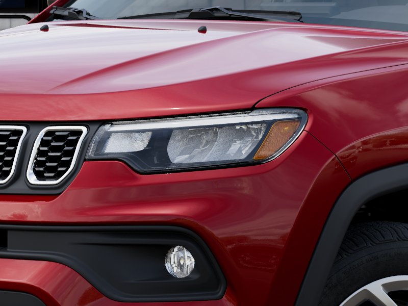 2026 Jeep Compass Latitude photo 3