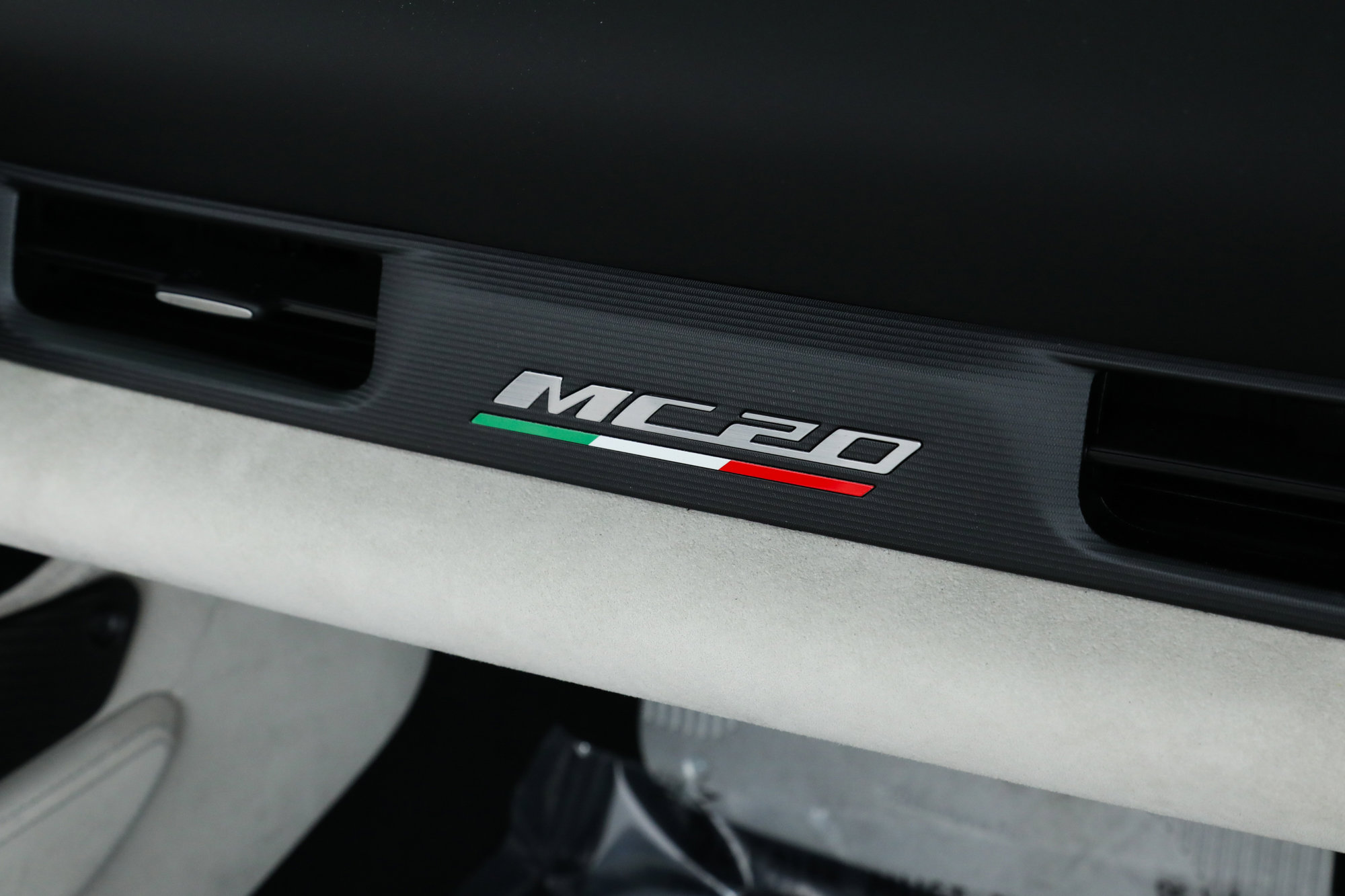 2023 Maserati MC20 Base Cielo photo 18