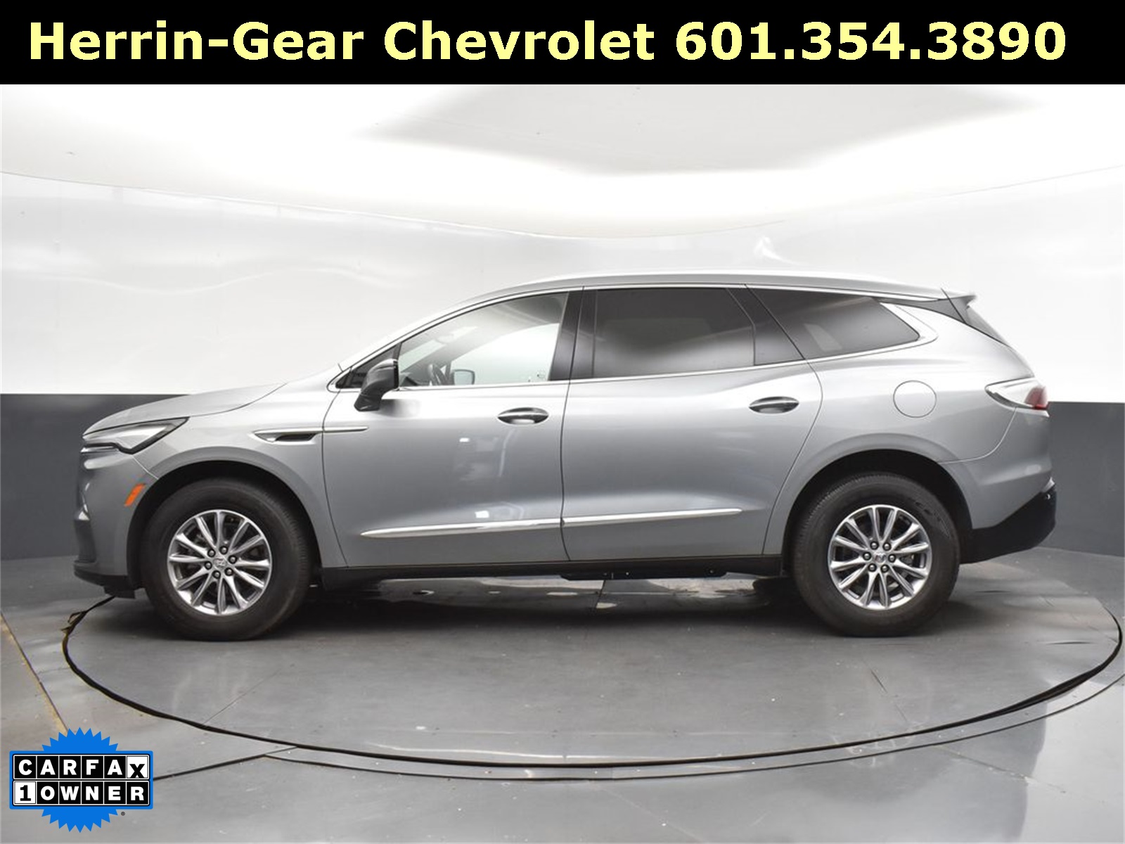 2024 Buick Enclave Premium photo 2