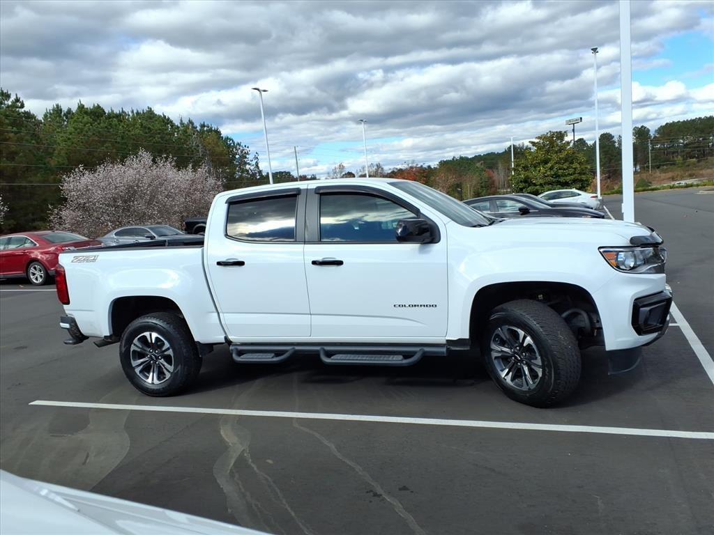 2022 Chevrolet Colorado Z71 photo 2