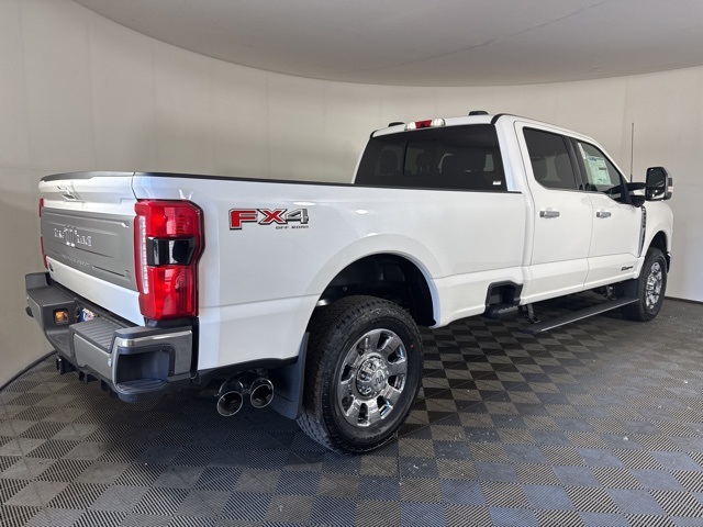 2025 Ford F-350 King Ranch photo 3