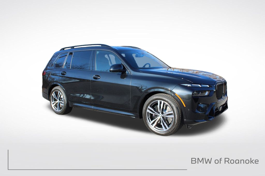 2026 BMW X7 M60i's photo