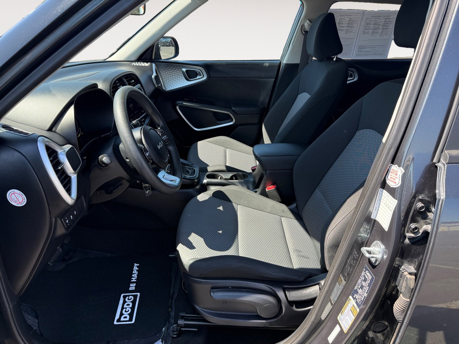 2023 Kia Soul LX photo 7