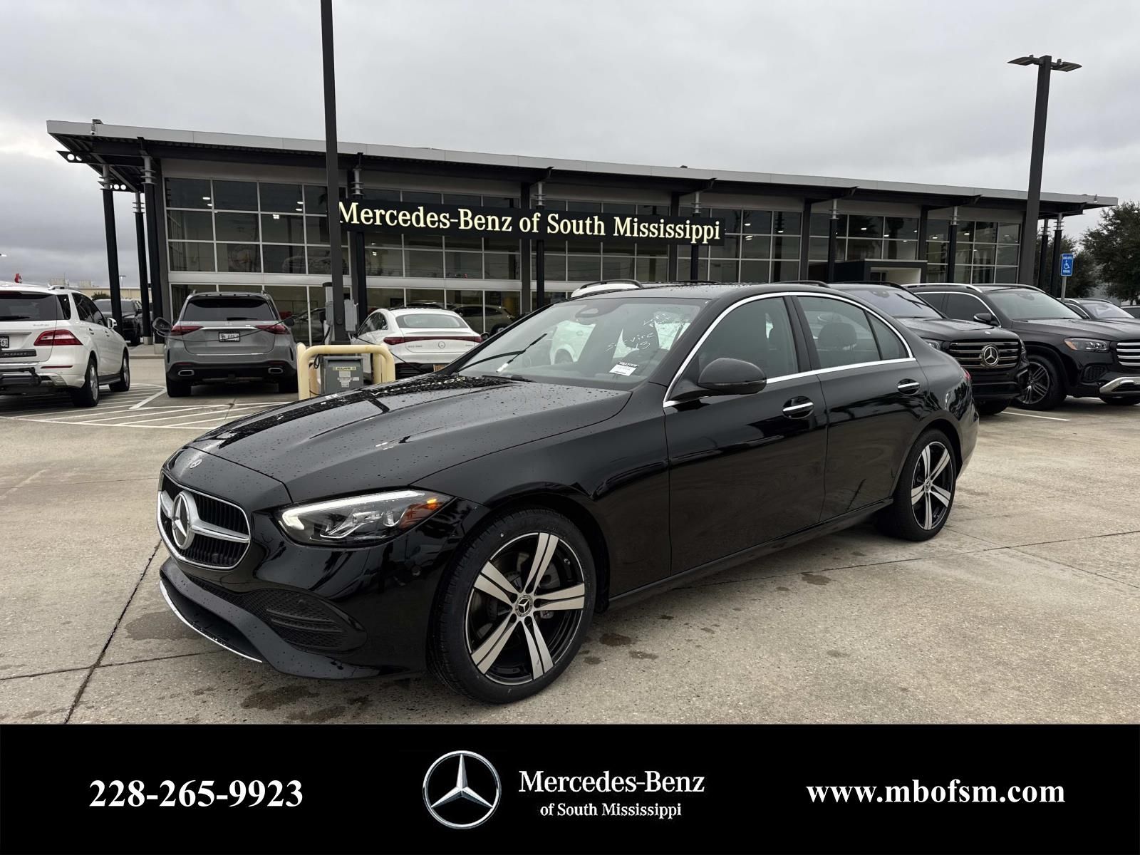 2025 Mercedes-Benz C-Class Sedan C 300's photo