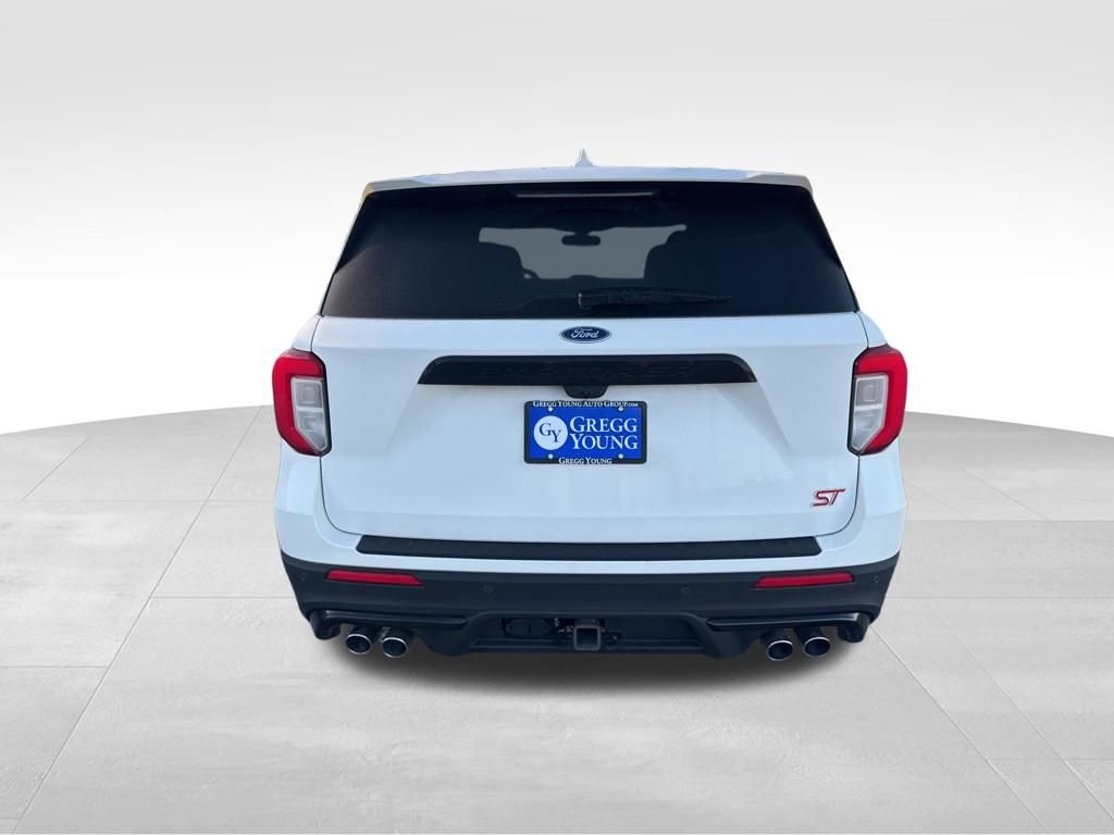 2021 Ford Explorer ST photo 4