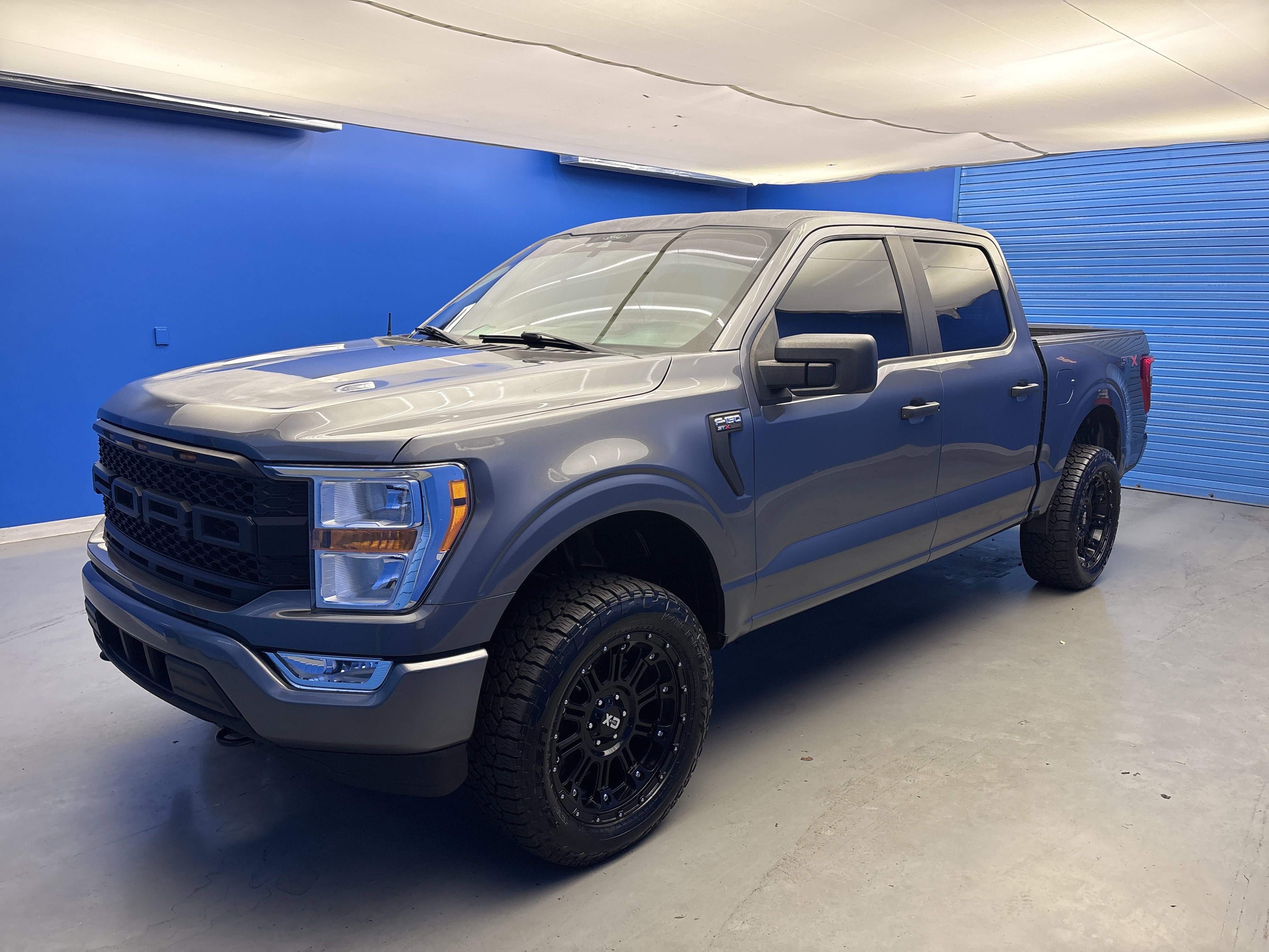 2021 Ford F-150 XL photo 3