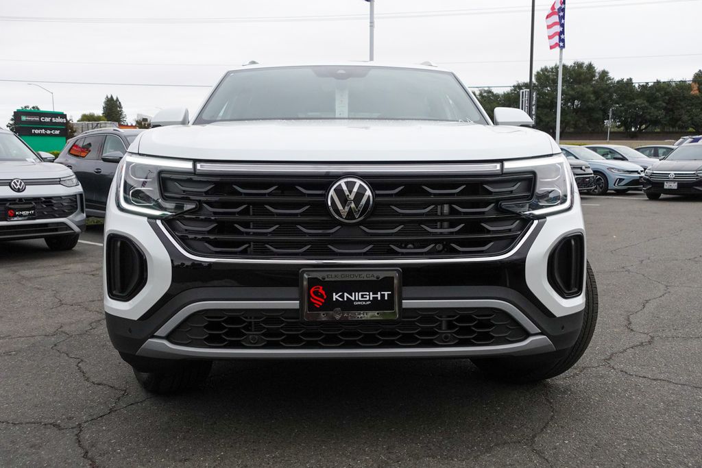 2026 Volkswagen Atlas Cross Sport SE Technology photo 4