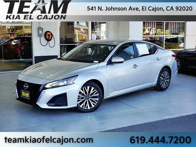 2023 Nissan Altima SV