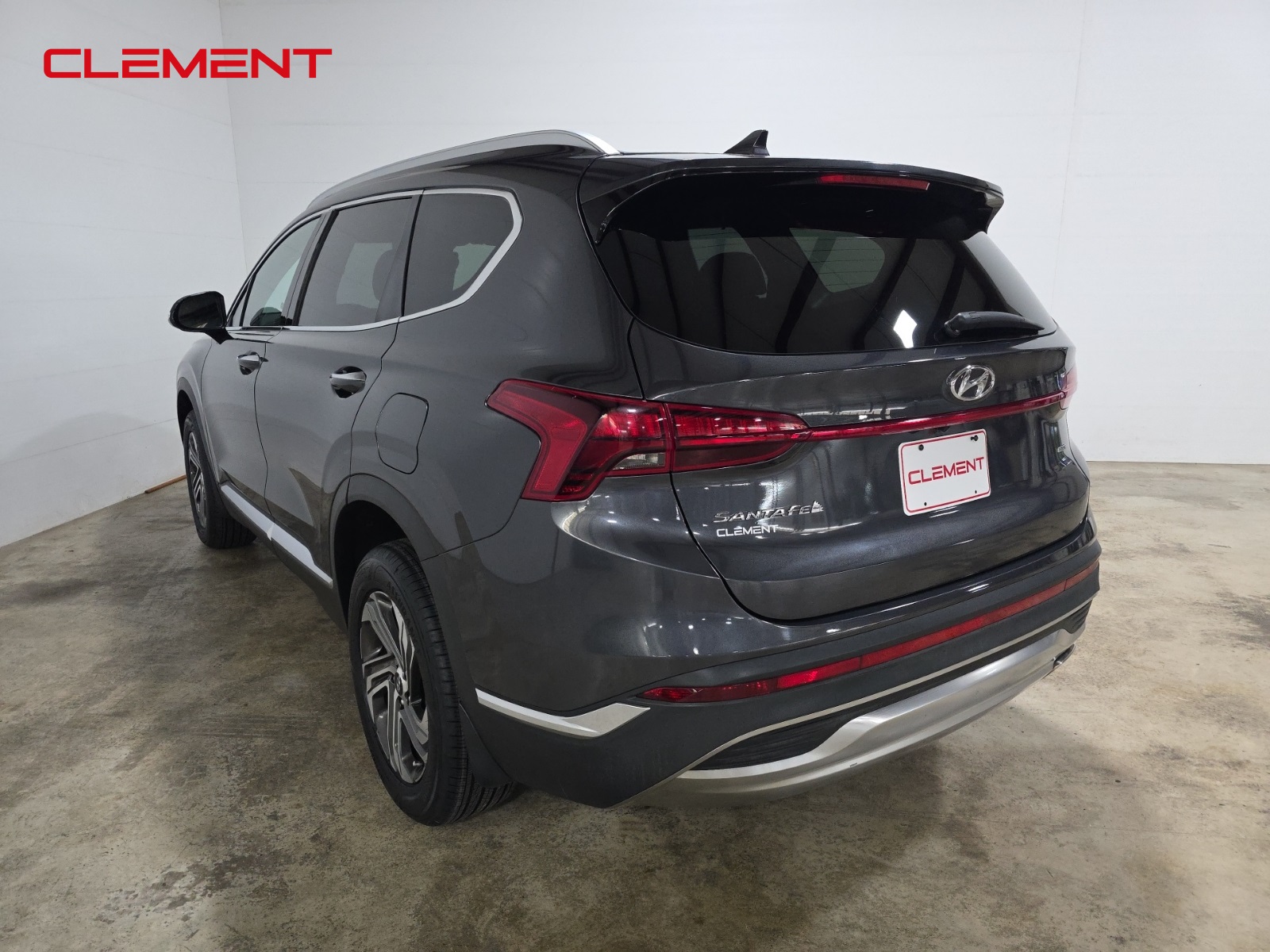 2022 Hyundai Santa Fe SEL photo 4