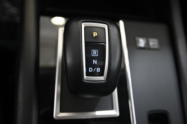 2023 Mitsubishi Outlander PHEV SE photo 24