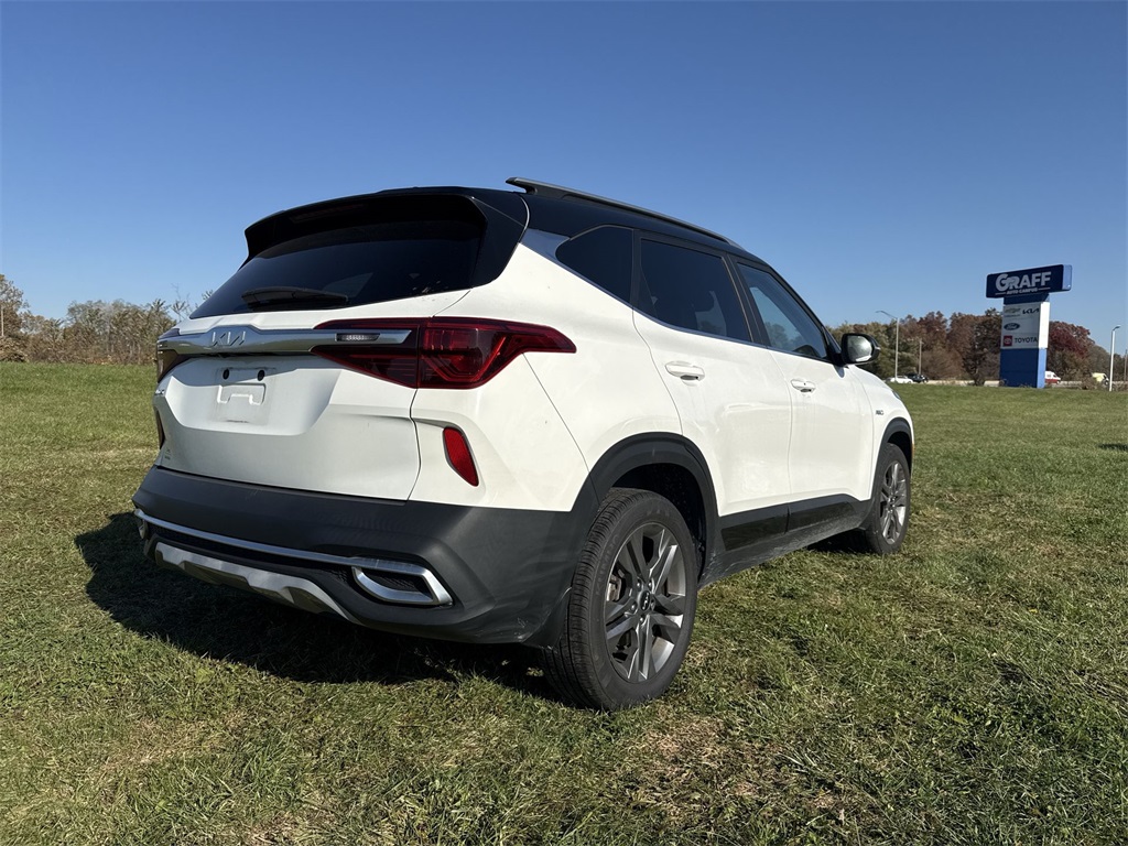 2023 Kia Seltos S photo 4