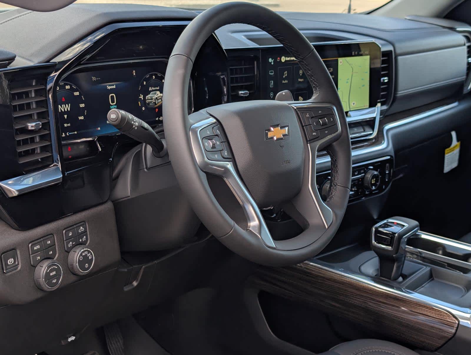 2026 Chevrolet Silverado 1500 LT photo 9