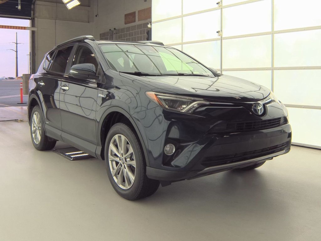 2018 Toyota RAV4 Limited's photo