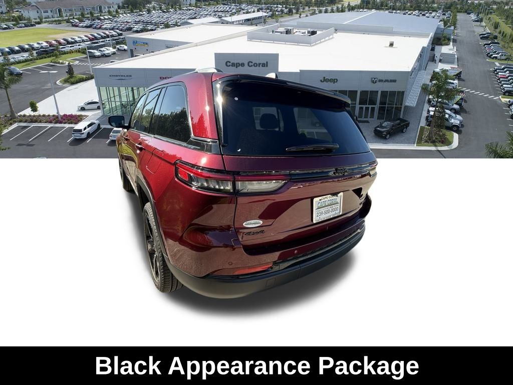 2025 Jeep Grand Cherokee Limited photo 5