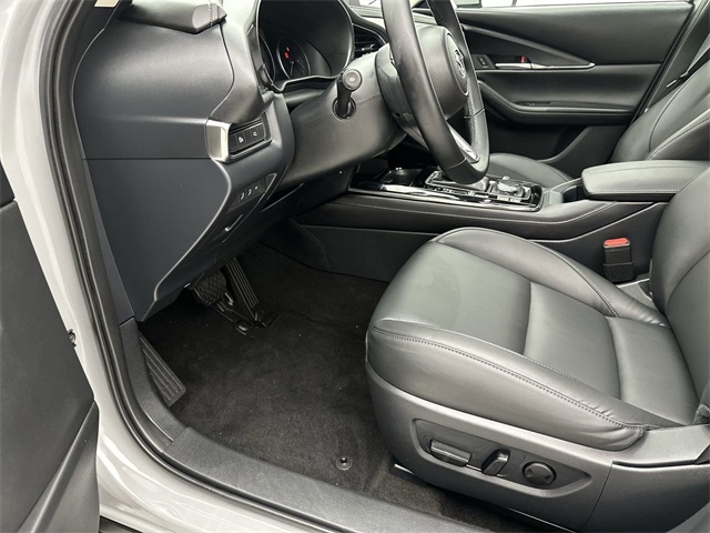 2025 Mazda CX-30 2.5 S Preferred photo 3