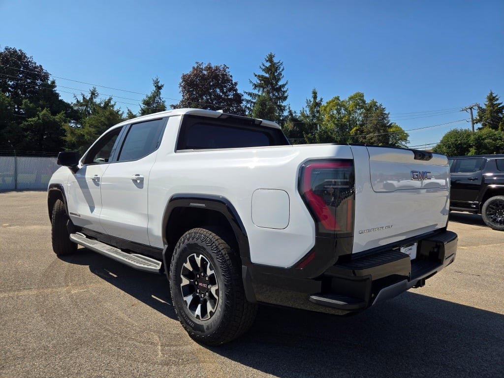 2026 Gmc Sierra EV AT4 photo 14