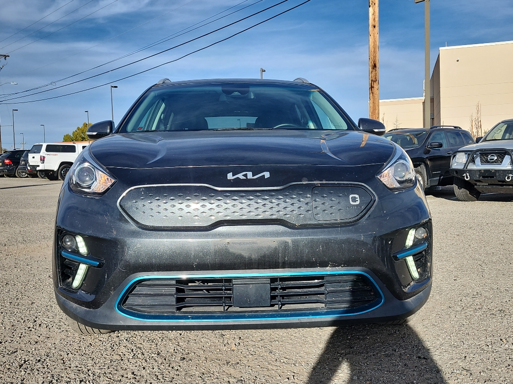 2022 Kia Niro EV S photo 2