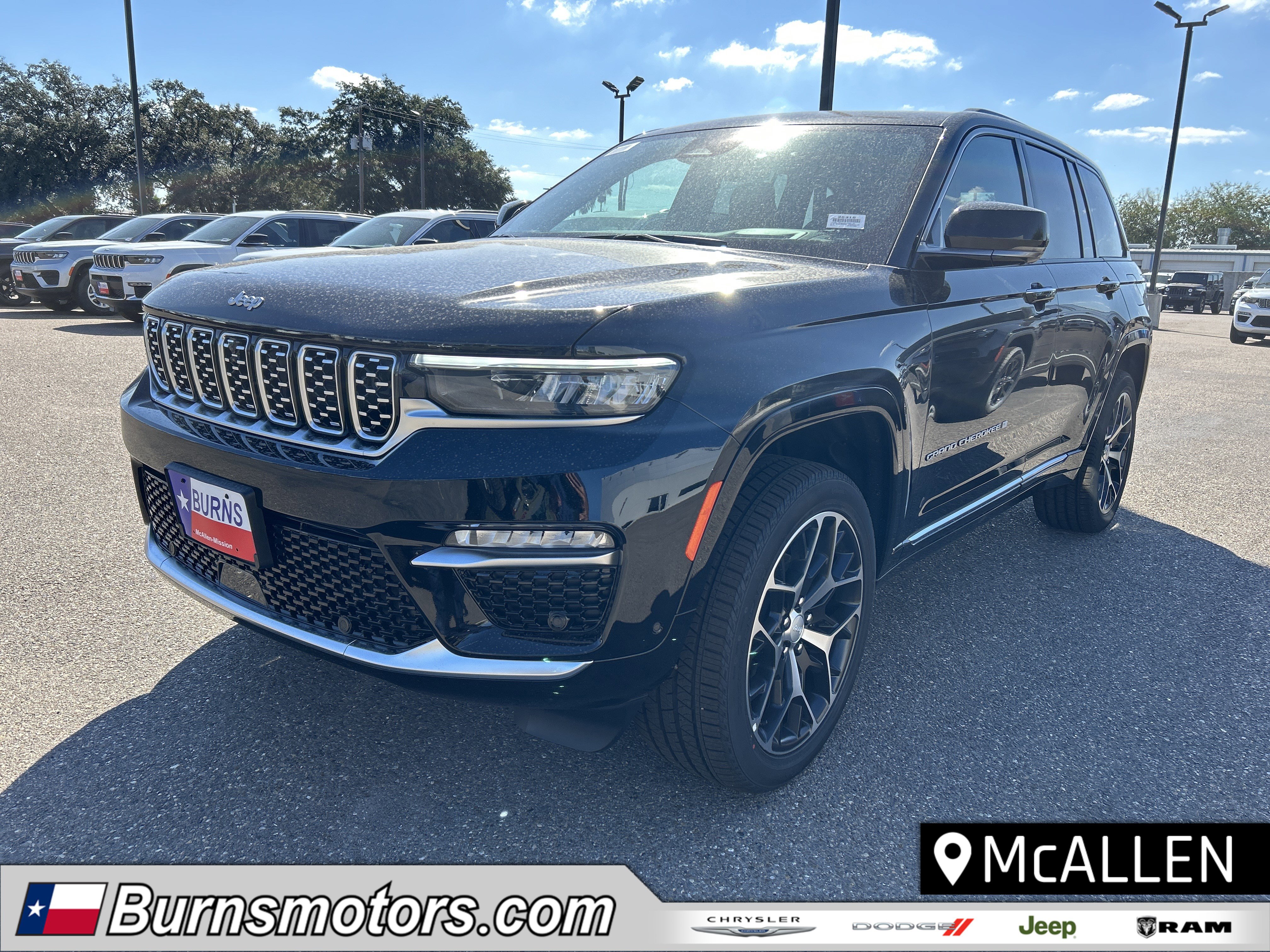 2025 Jeep Grand Cherokee Summit Reserve's photo