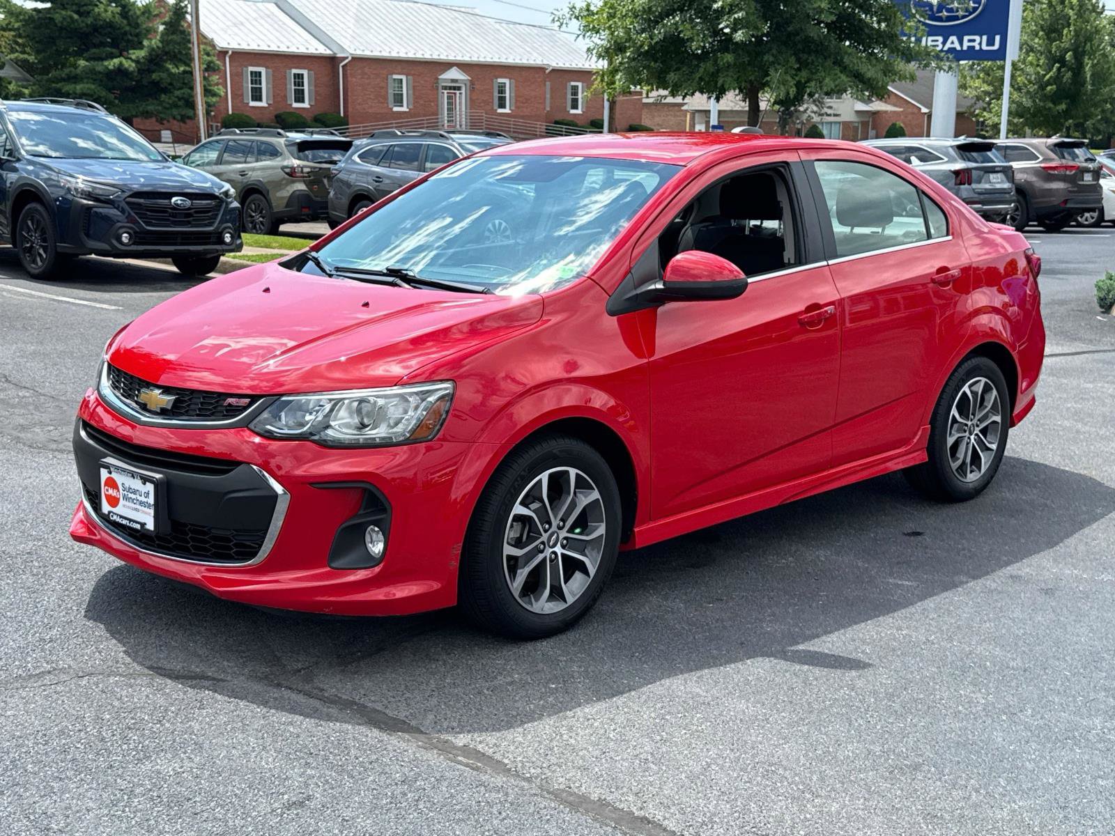2017 Chevrolet Sonic LT photo 4