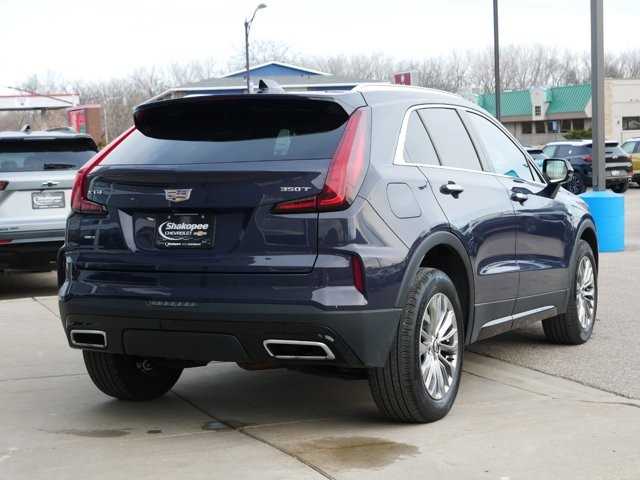 2024 Cadillac XT4 Premium Luxury photo 4