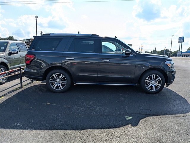 2023 Ford Expedition Limited photo 4