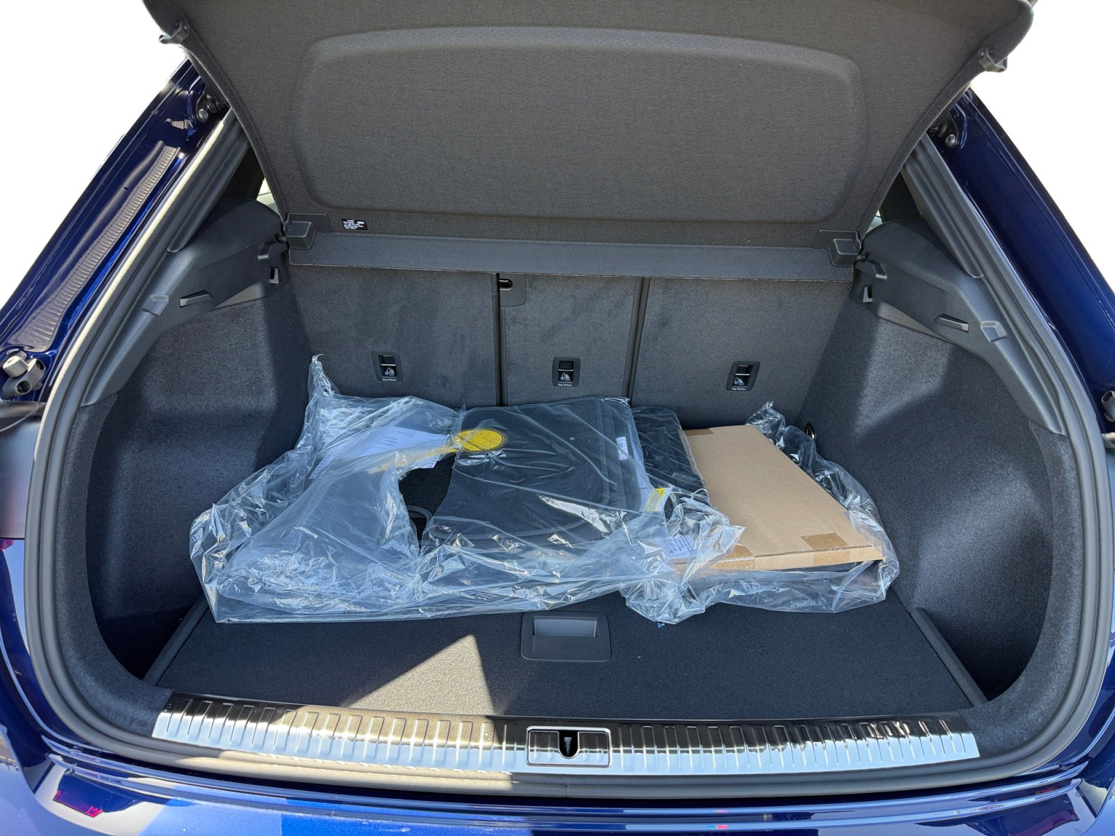 2025 Audi Q3 Premium Plus S line photo 17