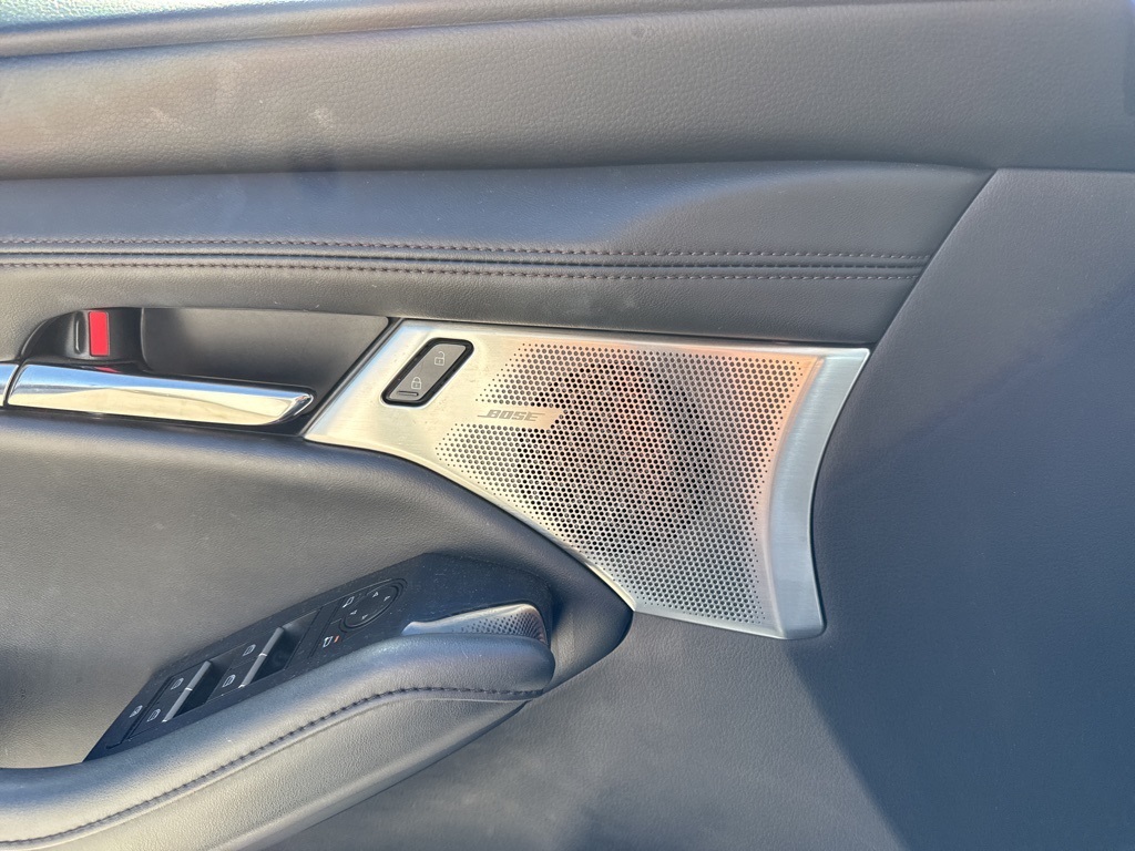 2021 Mazda Mazda3 Premium photo 37