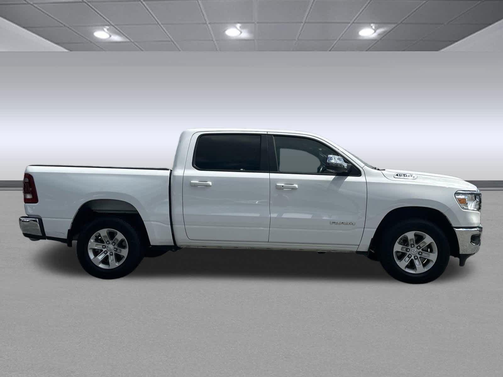 2024 Ram 1500 Laramie photo 8