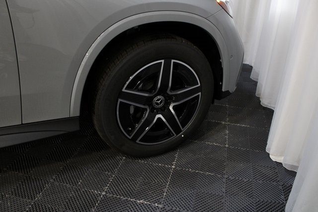 2025 Mercedes Benz GLC 300 4MATIC photo 12