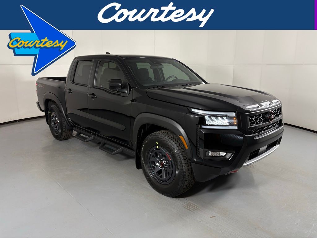 2026 Nissan Frontier PRO-X's photo