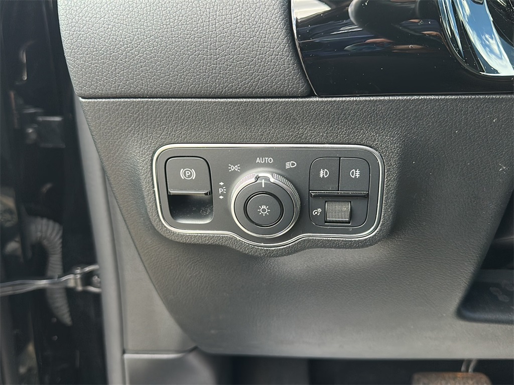 2022 Mercedes Benz GLA 250 4MATIC photo 19