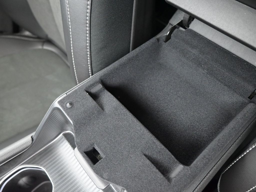 2025 Jeep Grand Cherokee Altitude X photo 4