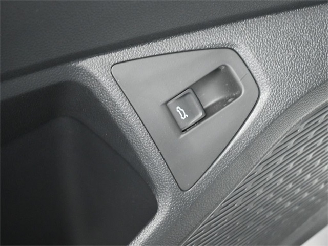 2025 Volkswagen Jetta 1.5T SE photo 14