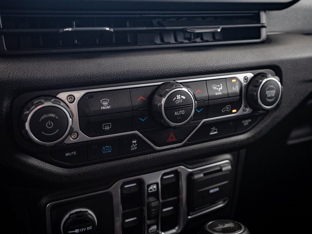 2024 Jeep Wrangler Sport S 4xe photo 24