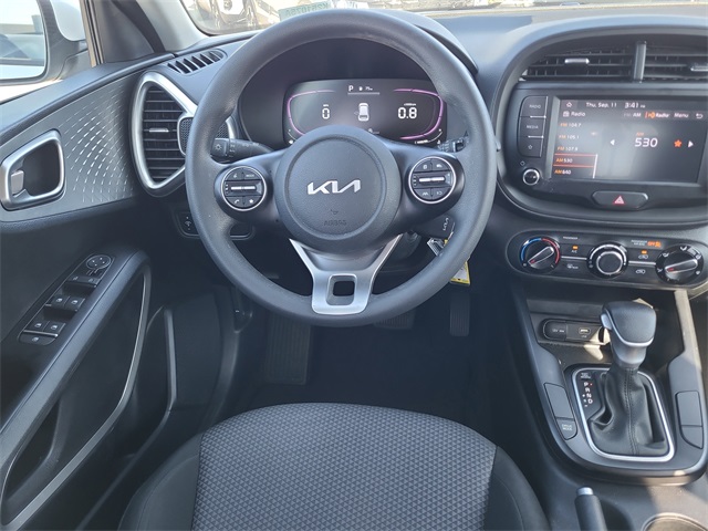2023 Kia Soul LX S photo 9