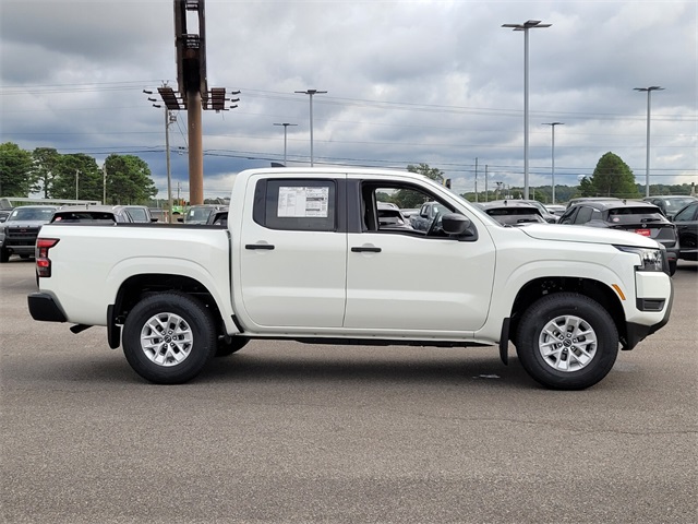 2026 Nissan Frontier S photo 2